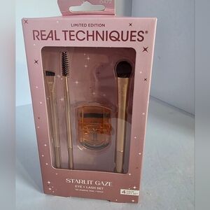 NWT LIMITED EDITION Real Techniques Starlit Gaze Eye + Lash Set